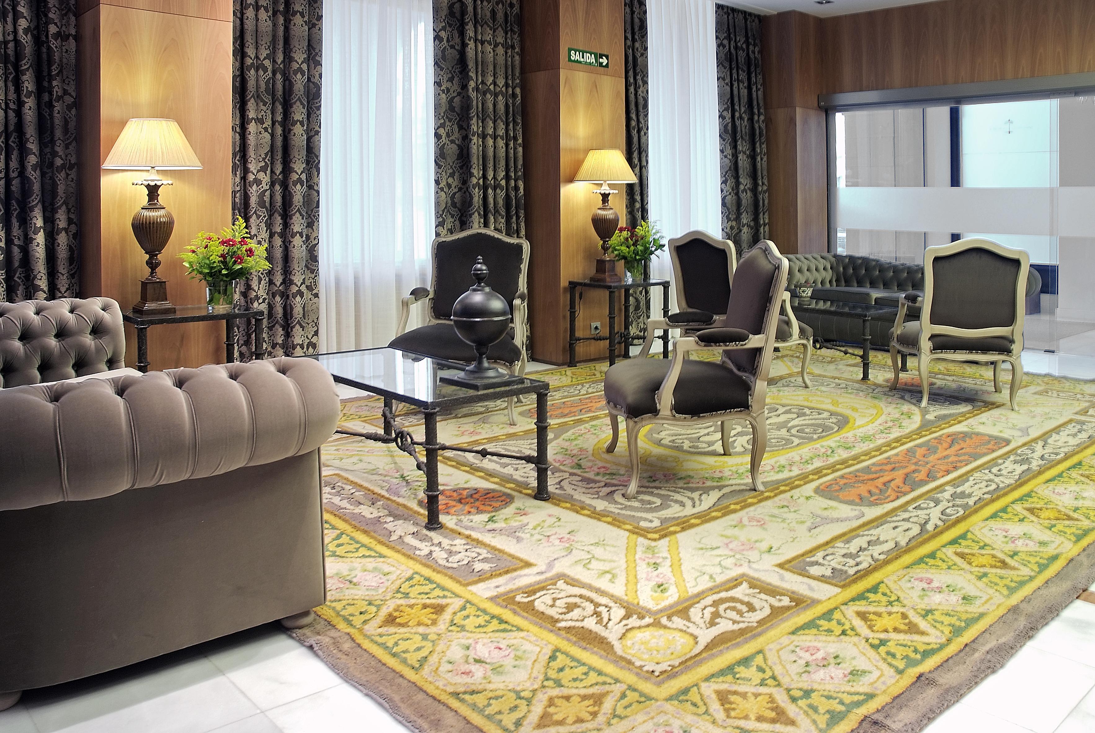 Gran Hotel La Perla Памплона Екстер'єр фото A carpet in a hotel lobby