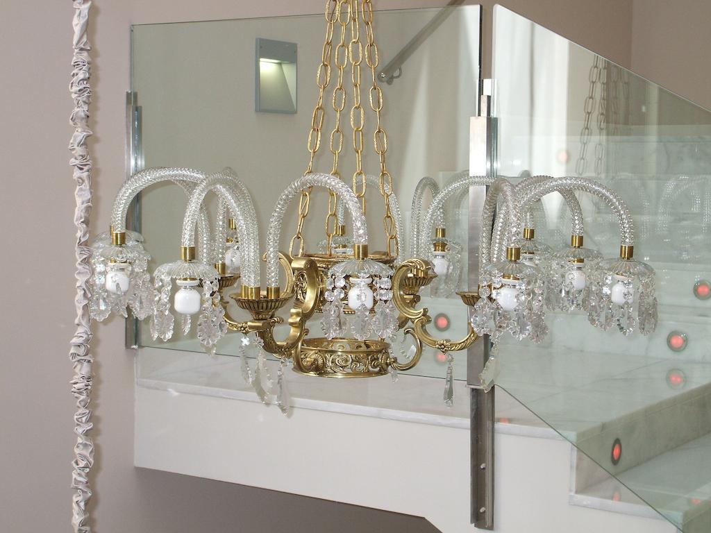 Gran Hotel La Perla Памплона Екстер'єр фото A chandelier